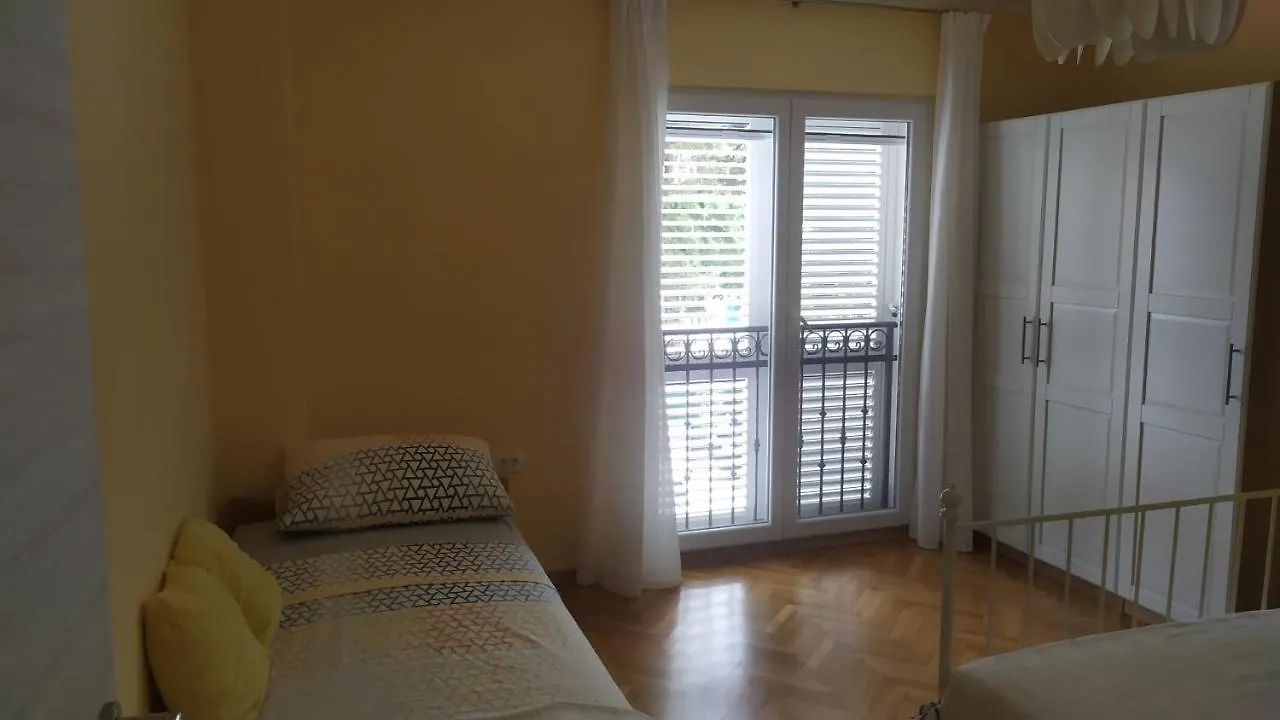 Apartment Ive Krk Town